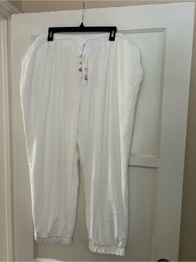Stoney Clover Lane x Target joggers, white, 2X